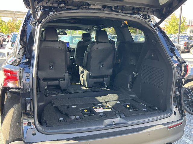 new 2025 Toyota Sienna car, priced at $52,625