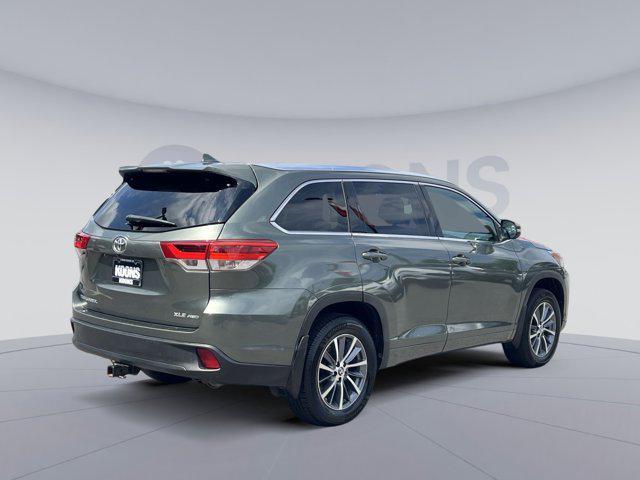 used 2018 Toyota Highlander car, priced at $21,500