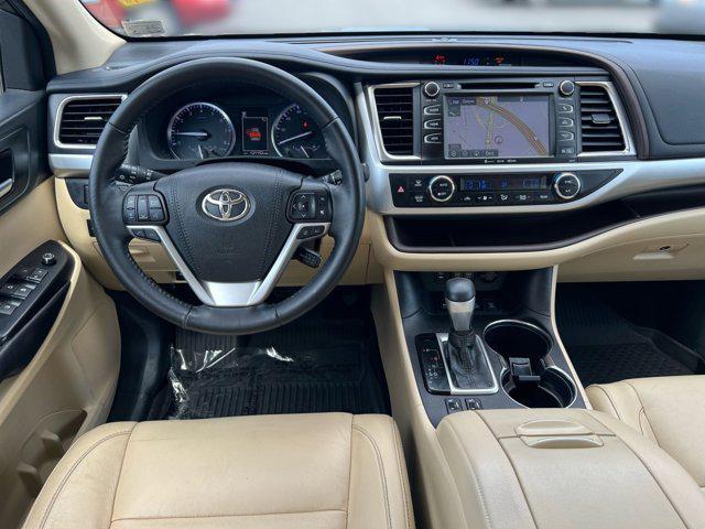 used 2018 Toyota Highlander car, priced at $21,500