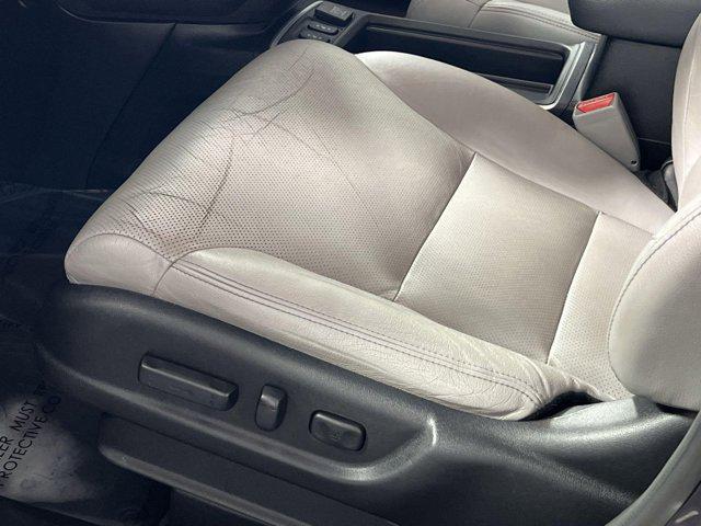 used 2015 Honda CR-V car, priced at $14,000