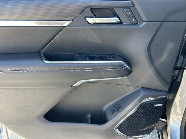 used 2025 GMC Acadia car, priced at $36,995