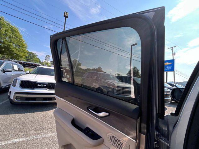 used 2022 Jeep Grand Cherokee car, priced at $31,995
