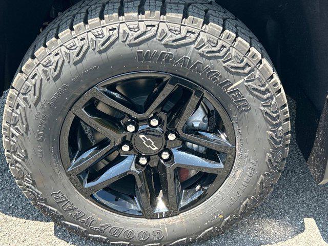 new 2025 Chevrolet Silverado 1500 car, priced at $52,892