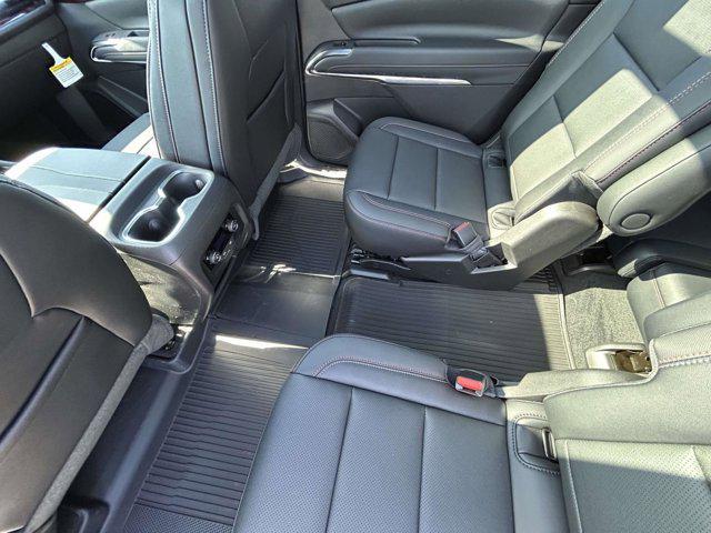 new 2026 Chevrolet Traverse car, priced at $51,215