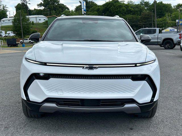 new 2025 Chevrolet Equinox EV car, priced at $40,105