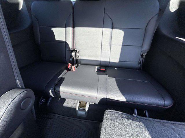 new 2026 Chevrolet Traverse car, priced at $59,215