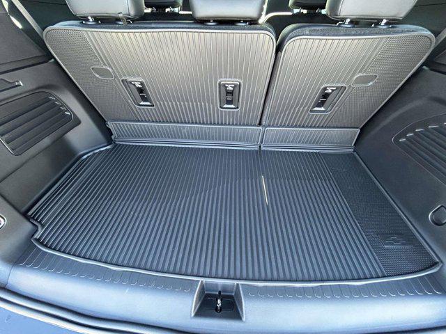 new 2026 Chevrolet Traverse car, priced at $59,215