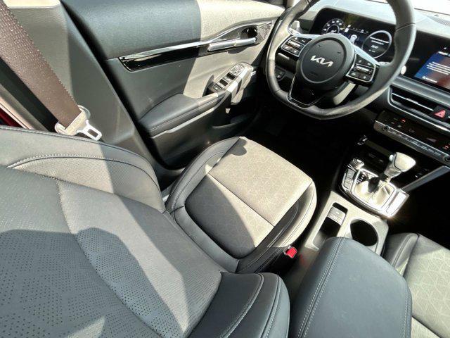 used 2025 Kia Seltos car, priced at $28,995
