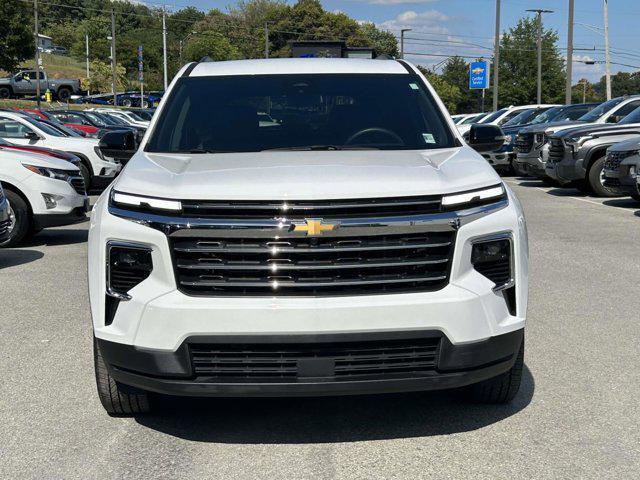 used 2025 Chevrolet Traverse car, priced at $38,995
