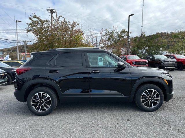 new 2025 Chevrolet TrailBlazer car, priced at $23,985