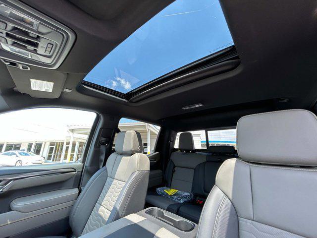 new 2025 Chevrolet Silverado 1500 car, priced at $72,109
