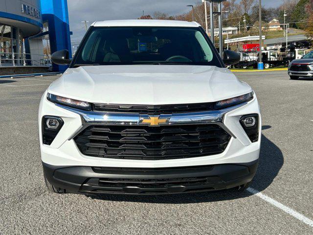 new 2025 Chevrolet TrailBlazer car, priced at $23,675