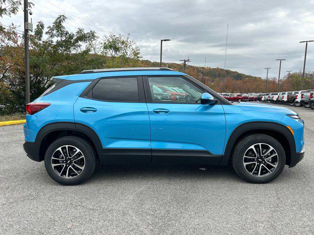 new 2025 Chevrolet TrailBlazer car, priced at $25,470