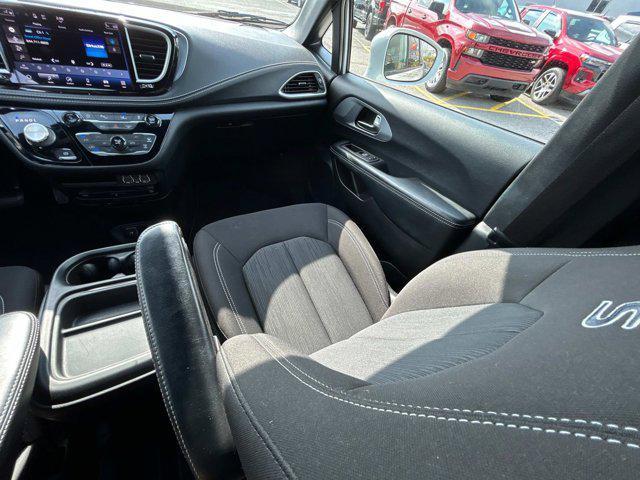 used 2021 Chrysler Pacifica car, priced at $22,995