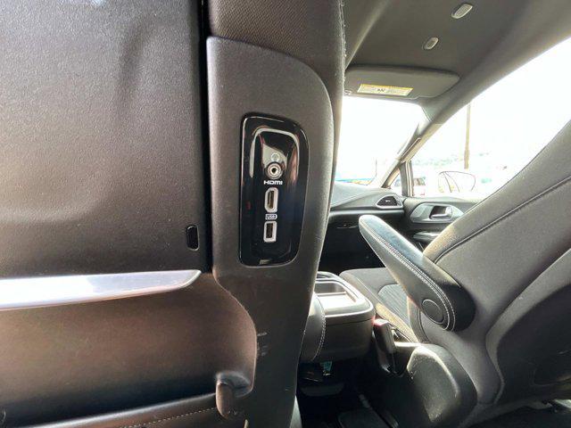 used 2021 Chrysler Pacifica car, priced at $22,995