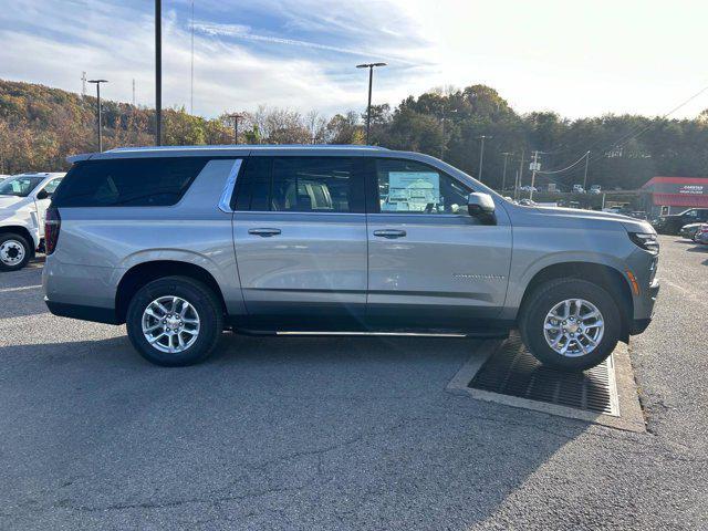 new 2025 Chevrolet Suburban car, priced at $62,990