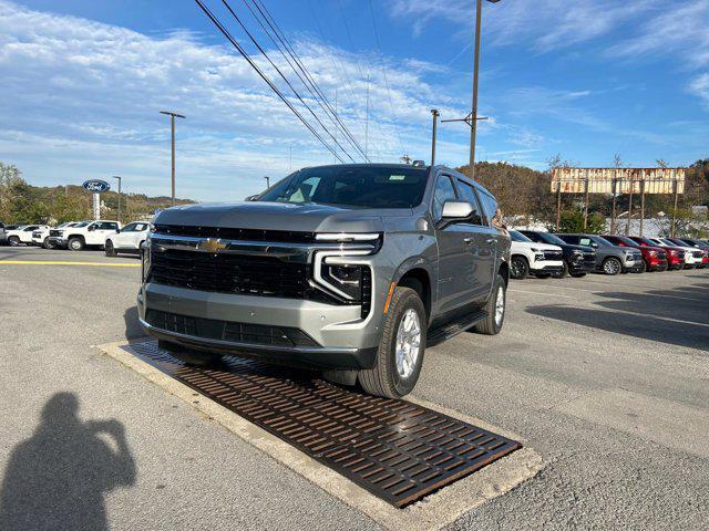 new 2025 Chevrolet Suburban car, priced at $62,990