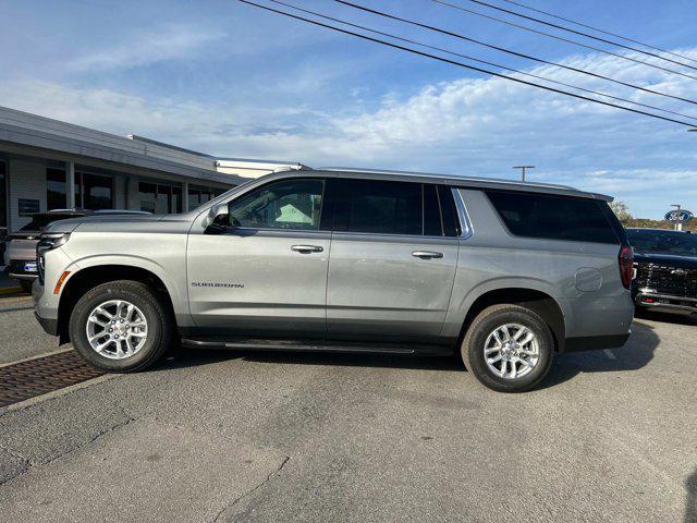 new 2025 Chevrolet Suburban car, priced at $62,990