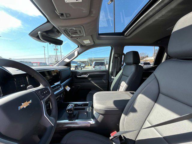 new 2025 Chevrolet Silverado 1500 car, priced at $62,801