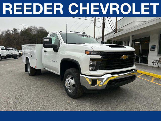 new 2025 Chevrolet Silverado 3500 car, priced at $57,370