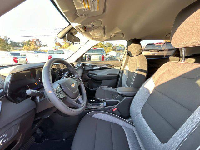 new 2025 Chevrolet TrailBlazer car, priced at $23,590