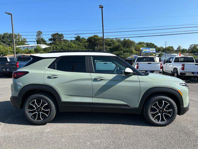 new 2025 Chevrolet TrailBlazer car, priced at $29,615