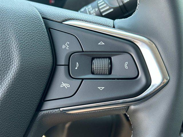 new 2025 Chevrolet Trax car, priced at $25,185