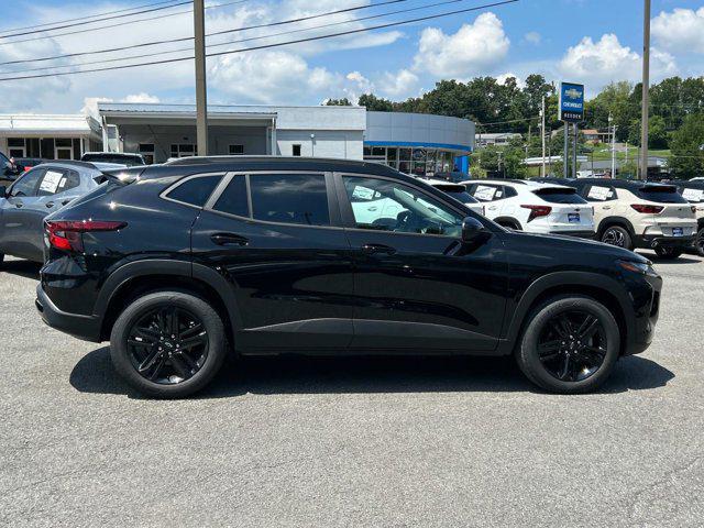 new 2025 Chevrolet Trax car, priced at $25,185