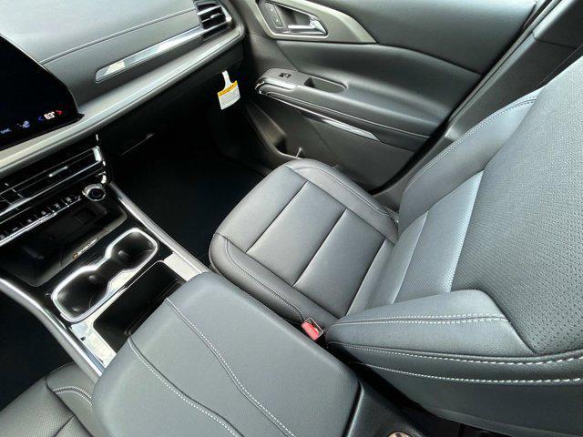 new 2025 Chevrolet Traverse car, priced at $41,685