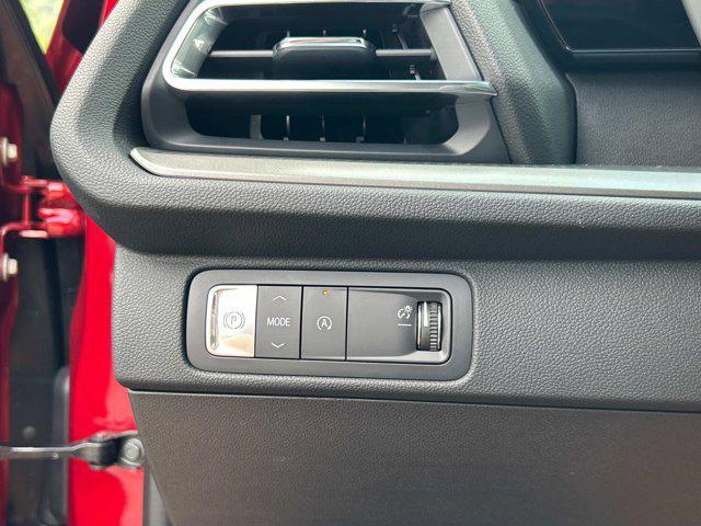 new 2025 Chevrolet Traverse car, priced at $41,685