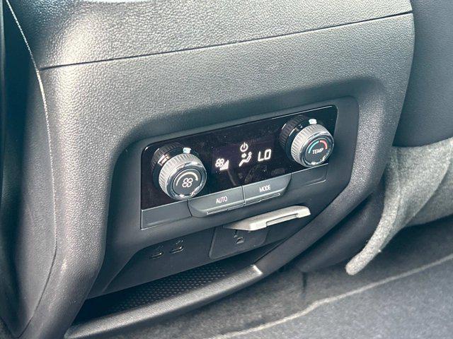 new 2025 Chevrolet Traverse car, priced at $41,685