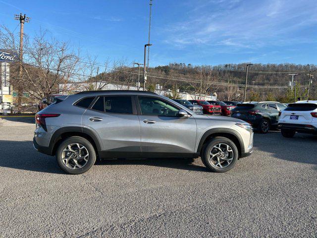 new 2025 Chevrolet Trax car, priced at $24,980