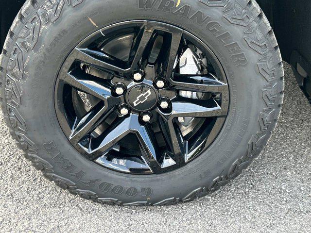 new 2025 Chevrolet Silverado 1500 car, priced at $54,154