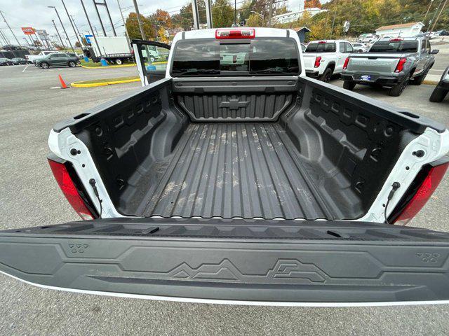 new 2024 Chevrolet Colorado car, priced at $33,365