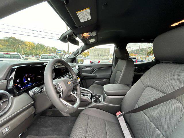 new 2024 Chevrolet Colorado car, priced at $33,365