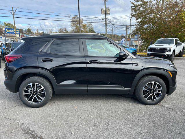 new 2025 Chevrolet TrailBlazer car, priced at $23,985