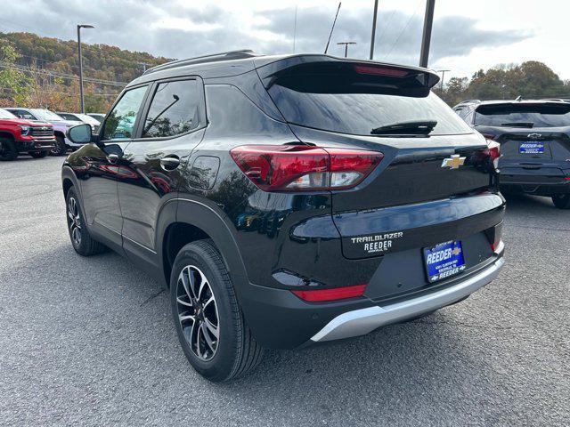 new 2025 Chevrolet TrailBlazer car, priced at $23,985