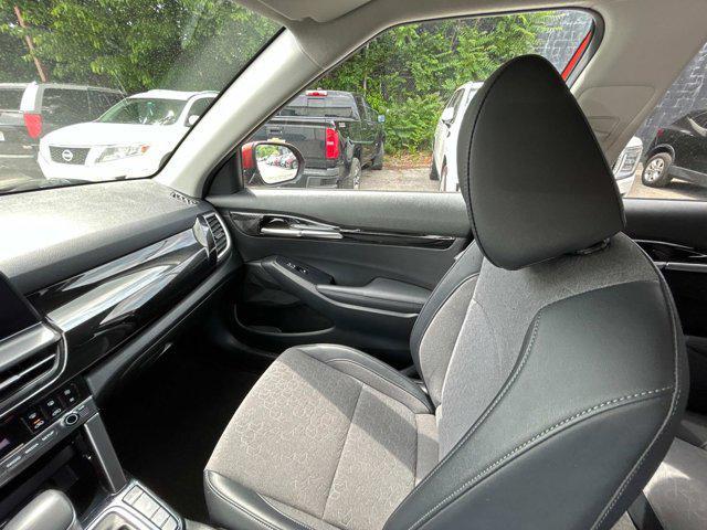 used 2024 Kia Seltos car, priced at $23,995