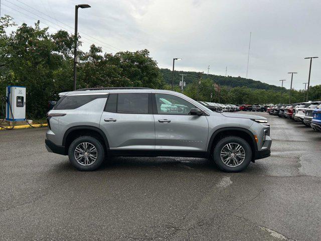 new 2025 Chevrolet Traverse car, priced at $42,690