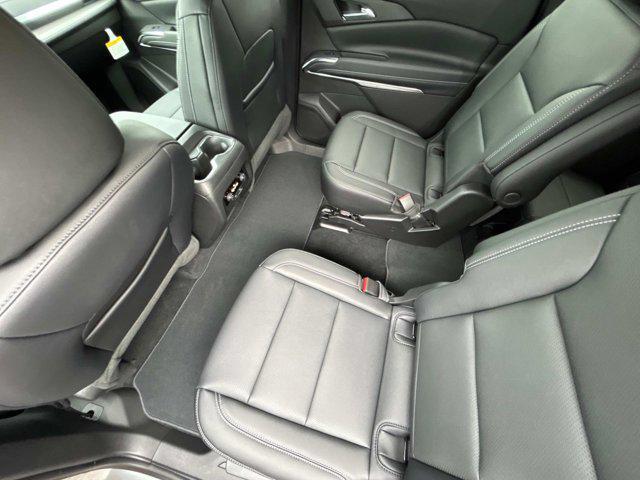 new 2025 Chevrolet Traverse car, priced at $42,690