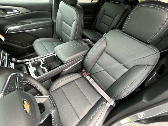 new 2025 Chevrolet Traverse car, priced at $42,690