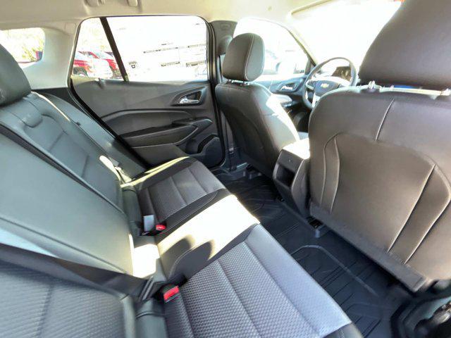 new 2025 Chevrolet Trax car