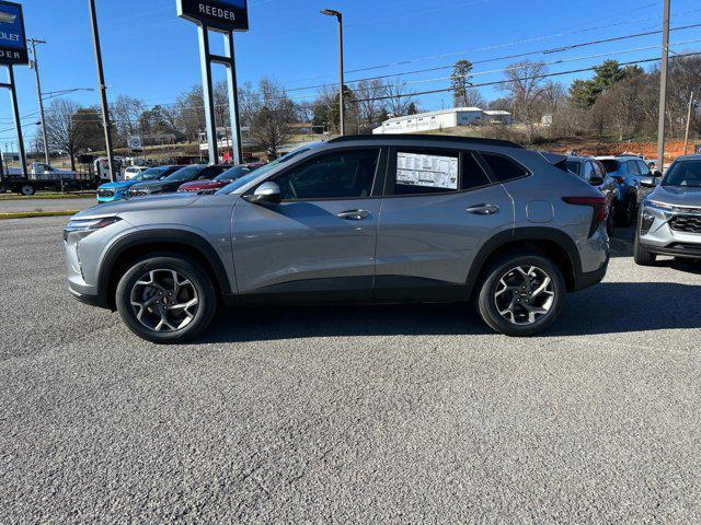 new 2025 Chevrolet Trax car