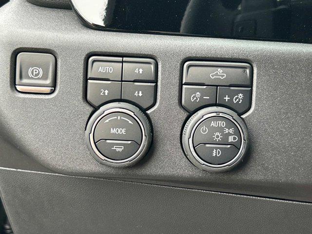 new 2025 Chevrolet Silverado 1500 car, priced at $61,476
