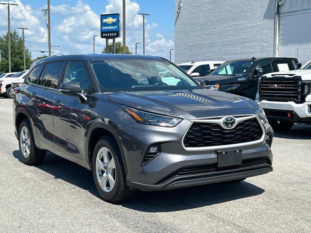 used 2023 Toyota Highlander car, priced at $31,595
