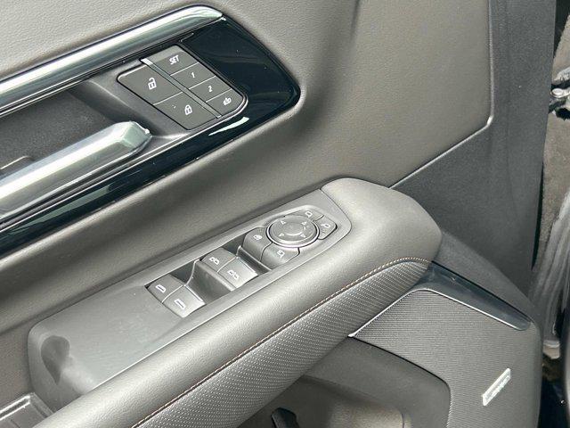 new 2025 Chevrolet Suburban car, priced at $90,920
