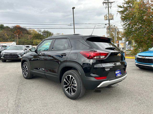 new 2025 Chevrolet TrailBlazer car, priced at $26,570