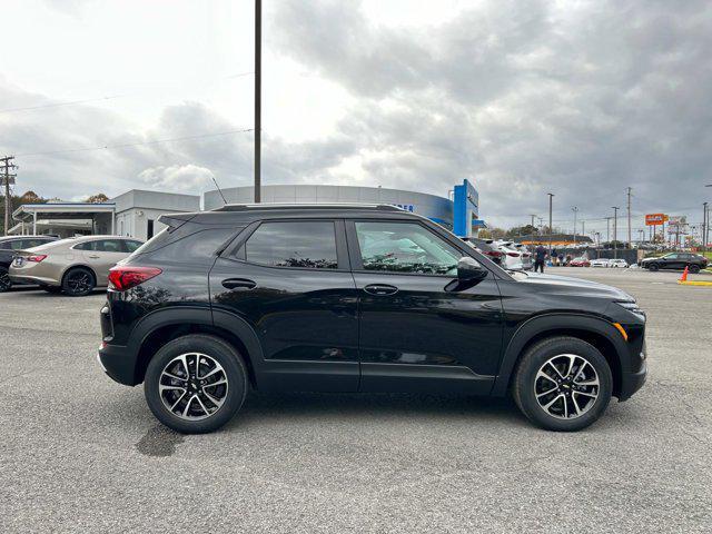 new 2025 Chevrolet TrailBlazer car, priced at $26,570