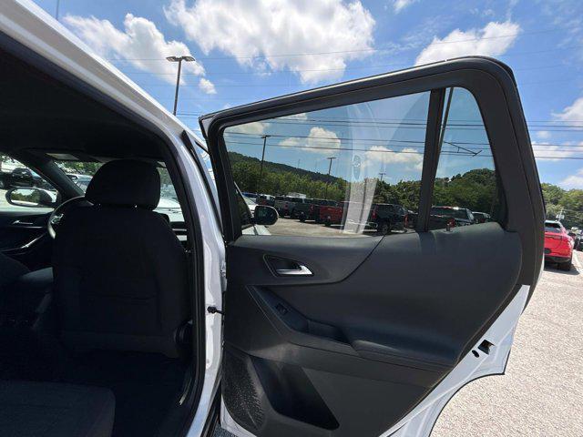 new 2026 Chevrolet Equinox car, priced at $28,240
