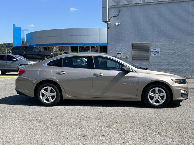 used 2022 Chevrolet Malibu car, priced at $18,995